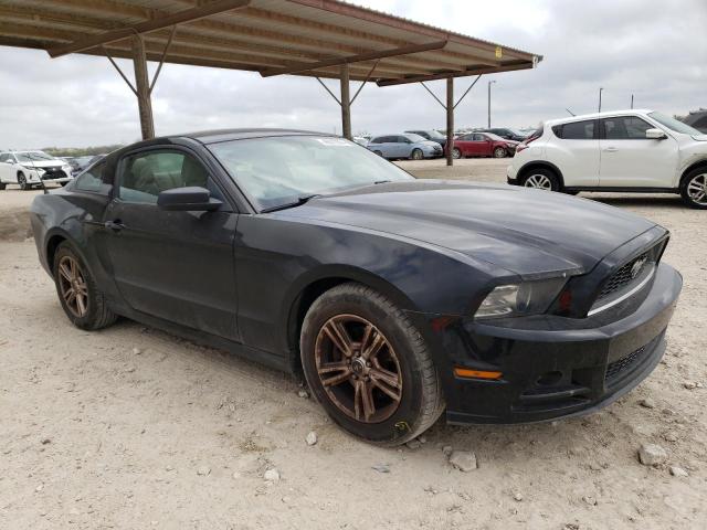 1ZVBP8AM3E5273087 - 2014 FORD MUSTANG BLACK photo 4