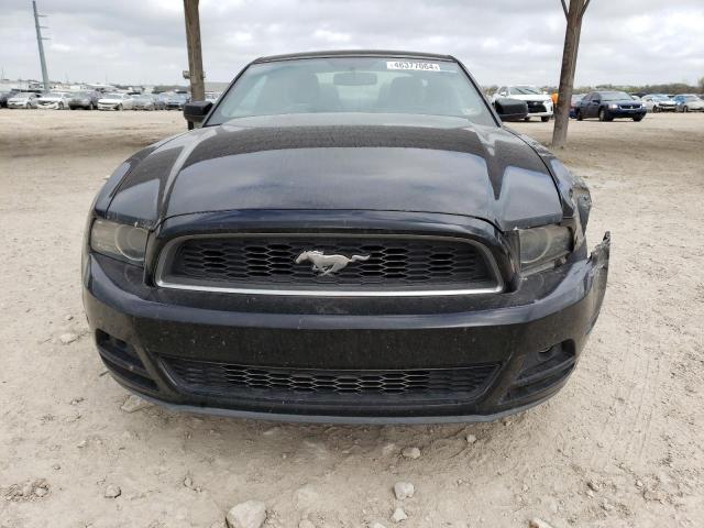 1ZVBP8AM3E5273087 - 2014 FORD MUSTANG BLACK photo 5