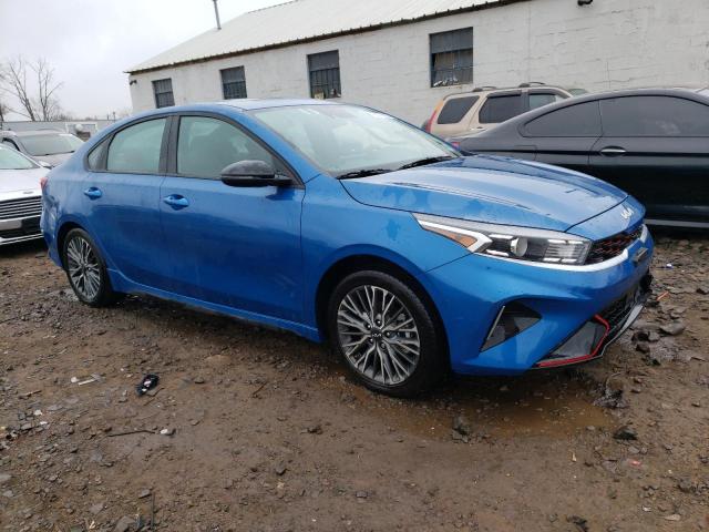 3KPF54AD0PE531009 - 2023 KIA FORTE GT LINE BLUE photo 4