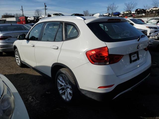 WBAVL1C52FVY29820 - 2015 BMW X1 XDRIVE28I WHITE photo 2