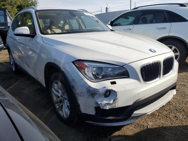 WBAVL1C52FVY29820 - 2015 BMW X1 XDRIVE28I WHITE photo 4