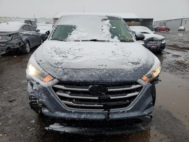 KM8J23A42JU760826 - 2018 HYUNDAI TUCSON SE GRAY photo 5