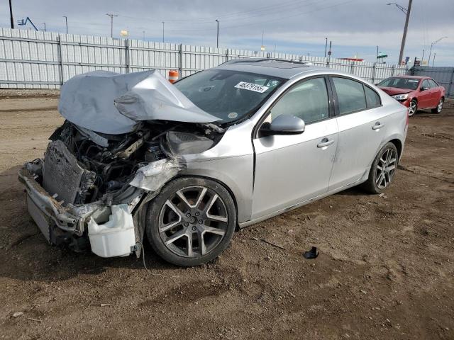 2017 VOLVO S60, 