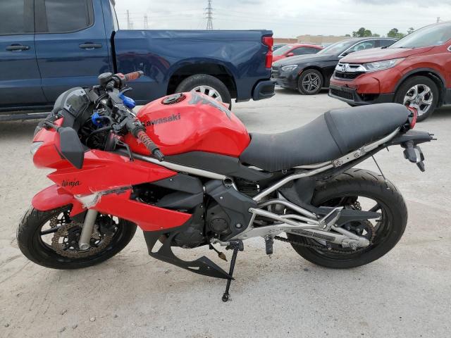 JKAEXEC139DA25772 - 2009 KAWASAKI EX650 C 红色 照片 3