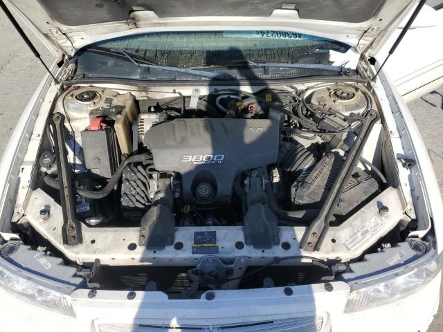 2G4WB55K221166857 - 2002 BUICK REGAL LS WHITE photo 11