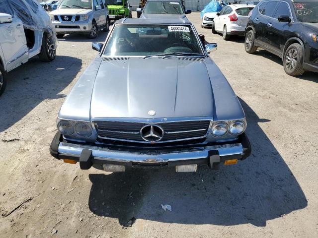 WDBBA48D2HA058572 - 1987 MERCEDES-BENZ 560 SL SILVER photo 5