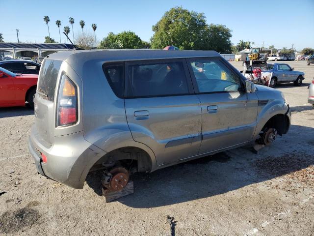 KNDJT2A20A7032916 - 2010 KIA SOUL + GRAY photo 3
