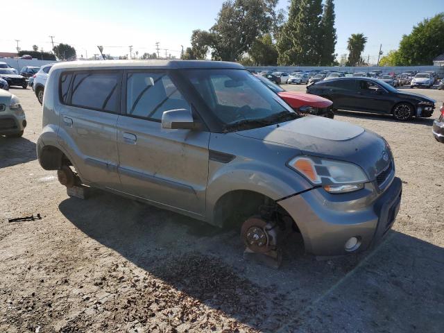 KNDJT2A20A7032916 - 2010 KIA SOUL + GRAY photo 4