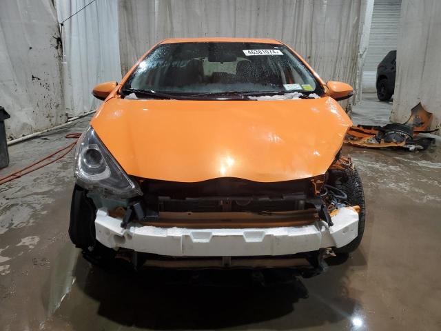 JTDKDTB35F1101818 - 2015 TOYOTA PRIUS C ORANGE photo 5