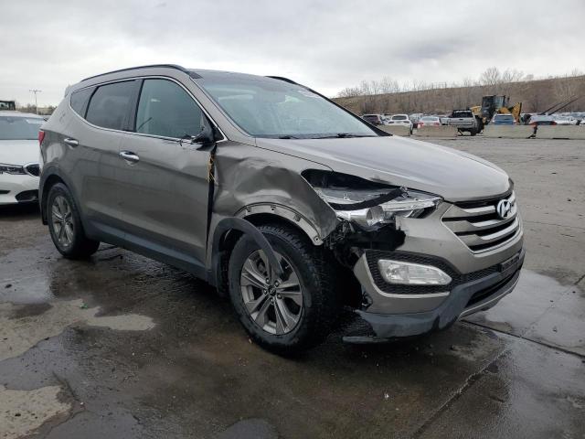 5XYZU3LB9GG353027 - 2016 HYUNDAI SANTA FE S GRAY photo 4