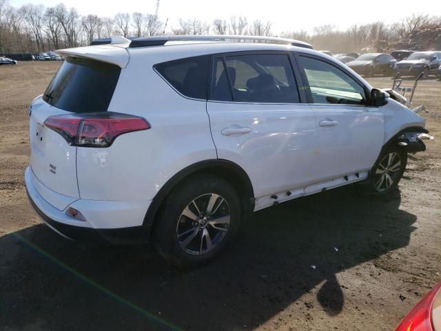 JTMRFREV8JJ739305 - 2018 TOYOTA RAV4 ADVENTURE WHITE photo 3