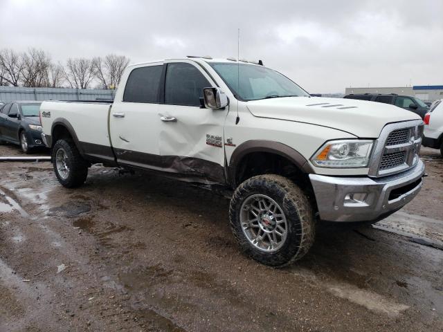 3C6UR5KLXHG752296 - 2017 RAM 2500 LARAMIE WHITE photo 4