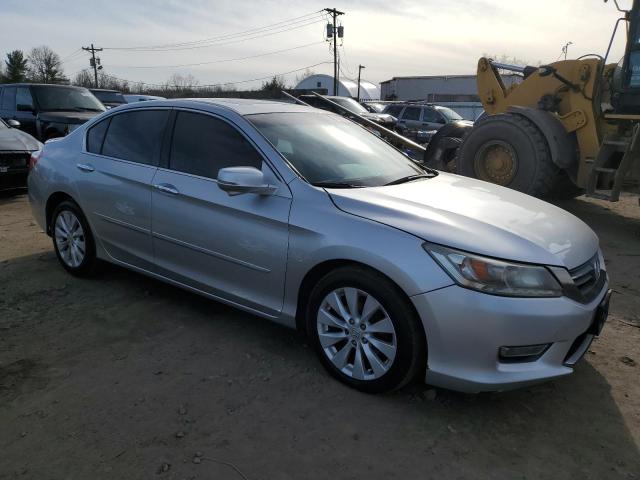 1HGCR3680DA900335 - 2013 HONDA ACCORD EXL SILVER photo 4