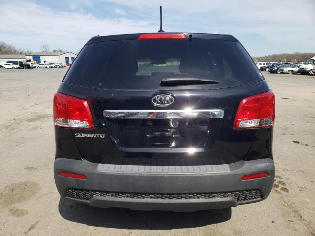 5XYKT4A1XCG220274 - 2012 KIA SORENTO BASE BLACK photo 6