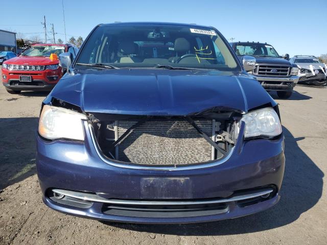 2C4RC1CG5ER107393 - 2014 CHRYSLER TOWN & COU TOURING L BLUE photo 5