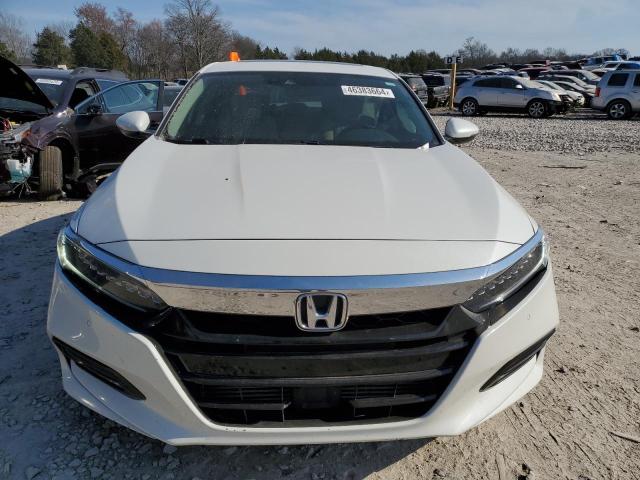 1HGCV2F93JA017971 - 2018 HONDA ACCORD TOURING WHITE photo 5