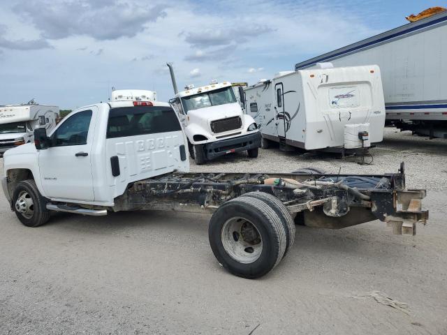 1GB3CYC86FF658288 - 2015 CHEVROLET 3500 HD C3500 WHITE photo 2