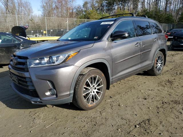 2017 TOYOTA HIGHLANDER SE, 