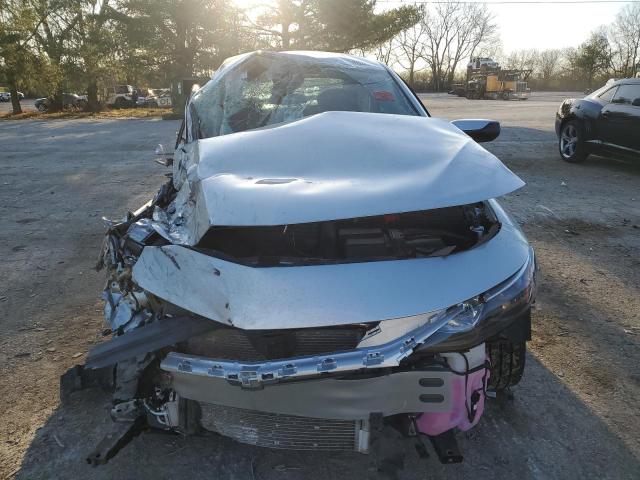 1G1ZG5STXMF085206 - 2021 CHEVROLET MALIBU RS SILVER photo 5