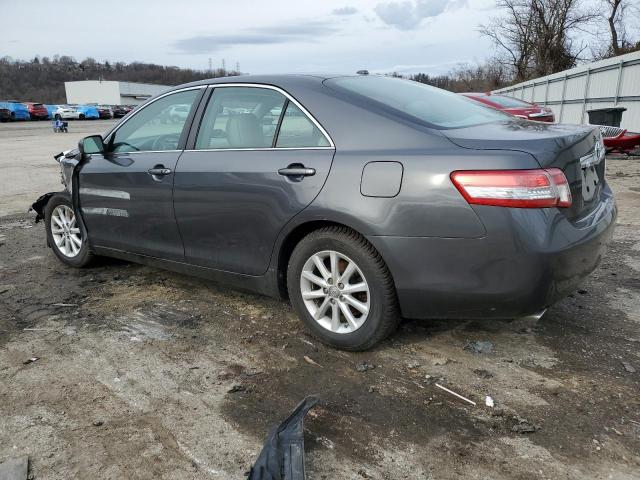 4T1BK3EK3BU617429 - 2011 TOYOTA CAMRY SE GRAY photo 2