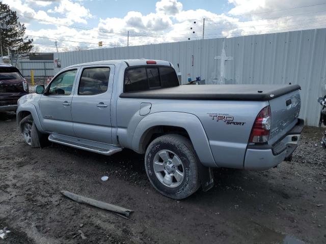 3TMMU52N79M015584 - 2009 TOYOTA TACOMA DOUBLE CAB LONG BED SILVER photo 2
