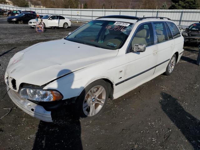 WBADP6346YBV63811 - 2000 BMW 528 IT AUTOMATIC WHITE photo 1