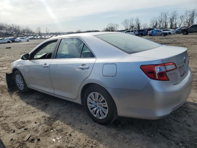 4T1BD1FK9CU024799 - 2012 TOYOTA CAMRY HYBRID SILVER photo 2