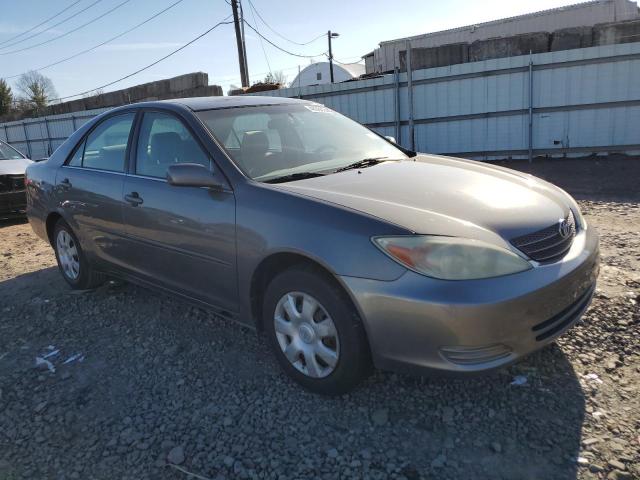 4T1BE32KX4U803032 - 2004 TOYOTA CAMRY LE GRAY photo 4