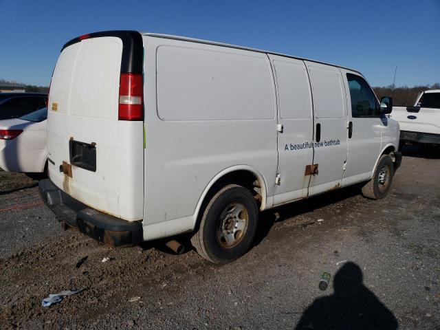 1GCWGFCA7E1140836 - 2014 CHEVROLET EXPRESS G2 WHITE photo 3