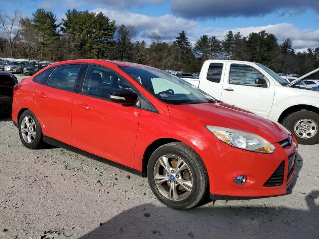 1FAHP3F2XCL187247 - 2012 FORD FOCUS SE RED photo 4