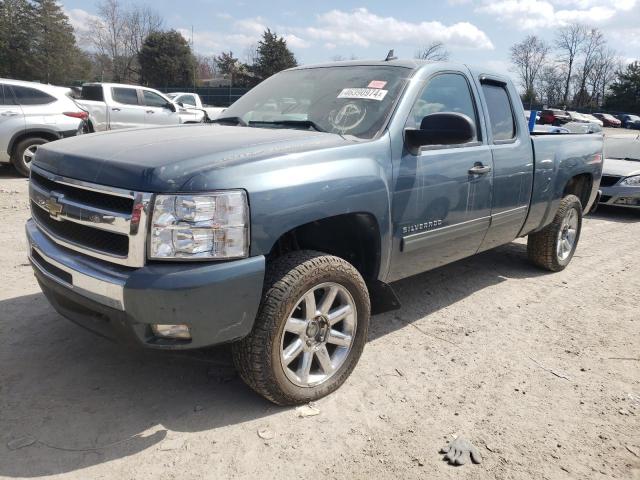 1GCRKSE39BZ431385 - 2011 CHEVROLET SILVERADO K1500 LT BLUE photo 1