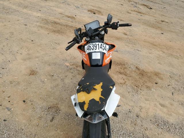 MD2JPJ403KC208899 - 2019 KTM 390 DUKE ORANGE photo 6