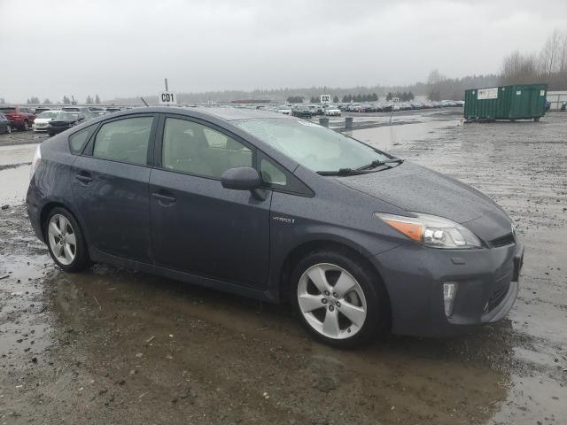 JTDKN3DU5E1741111 - 2014 TOYOTA PRIUS GRAY photo 4