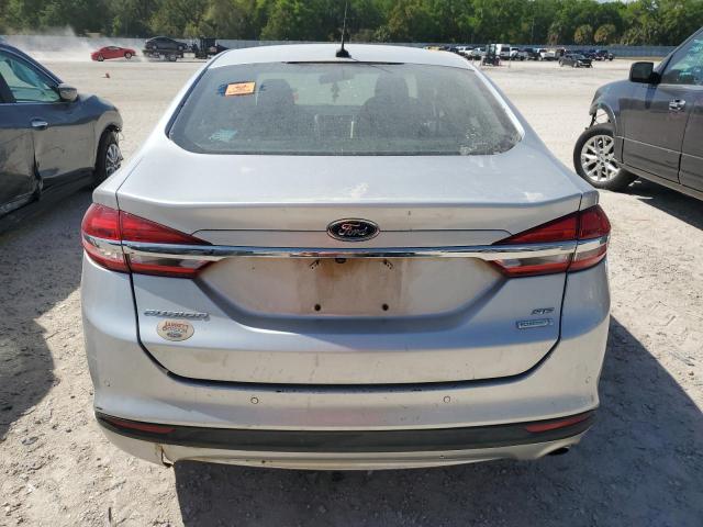 3FA6P0HD3JR255598 - 2018 FORD FUSION SE SILVER photo 6