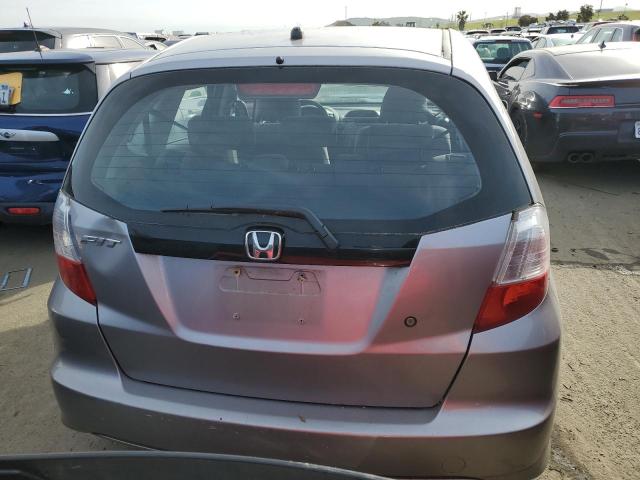 JHMGE88299S052862 - 2009 HONDA FIT GRAY photo 6