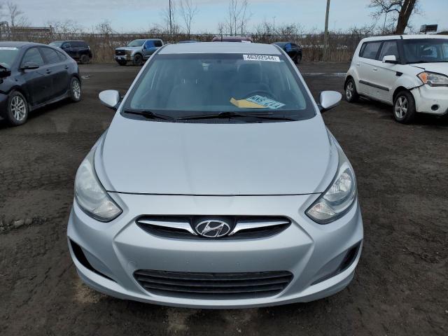 KMHCT4AE7DU435467 - 2013 HYUNDAI ACCENT GLS GRAY photo 5