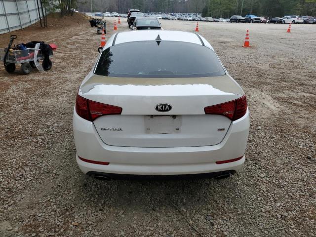 5XXGM4A75DG161101 - 2013 KIA OPTIMA LX WHITE photo 6