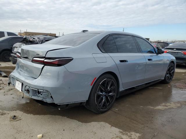WBY53EJ0XPCL55905 - 2023 BMW I7 XDRIVE60 GRAY photo 3