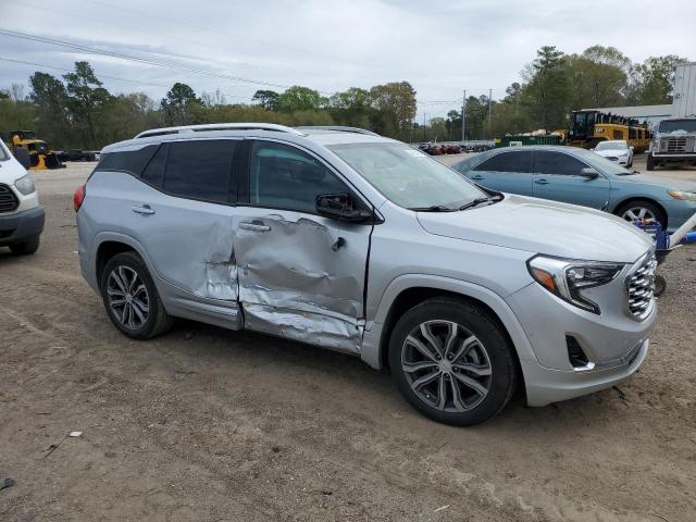 3GKALSEX0KL134756 - 2019 GMC TERRAIN DENALI SILVER photo 4