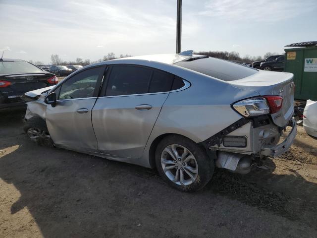 1G1BE5SM3K7144118 - 2019 CHEVROLET CRUZE LT SILVER photo 2