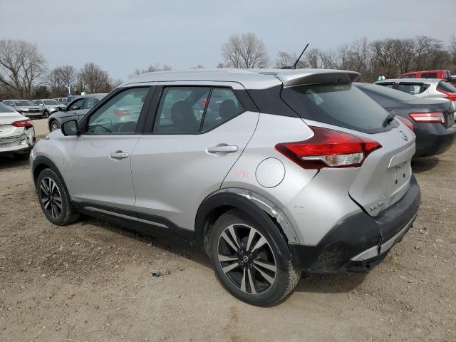 3N1CP5CU8JL510432 - 2018 NISSAN KICKS S GRAY photo 2