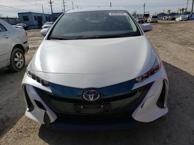 JTDKARFP1K3112953 - 2019 TOYOTA PRIUS PRIM WHITE photo 5
