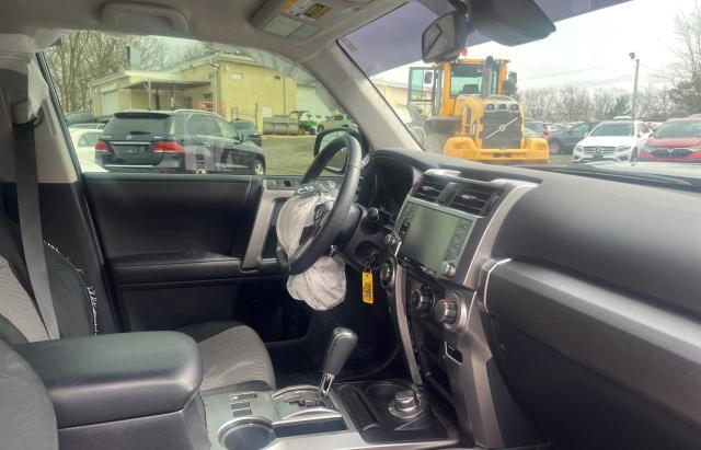 JTEMU5JR6M5839266 - 2021 TOYOTA 4RUNNER SR5/SR5 PREMIUM GRAY photo 5