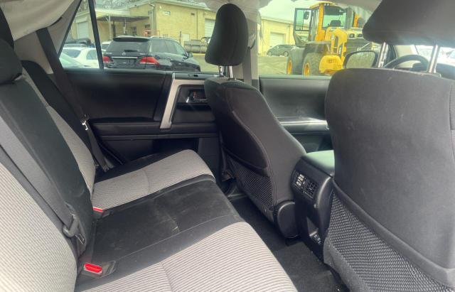 JTEMU5JR6M5839266 - 2021 TOYOTA 4RUNNER SR5/SR5 PREMIUM GRAY photo 6