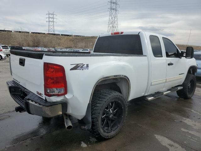 1GTEK19C98Z213216 - 2008 GMC SIERRA K1500 WHITE photo 3