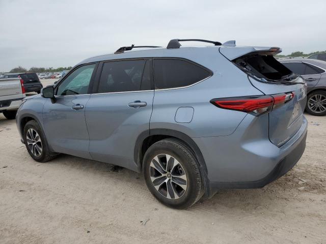 5TDGZRAH4MS088972 - 2021 TOYOTA HIGHLANDER XLE BLUE photo 2