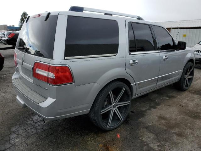 5LMJJ2H52DEL05594 - 2013 LINCOLN NAVIGATOR 银色 照片 3