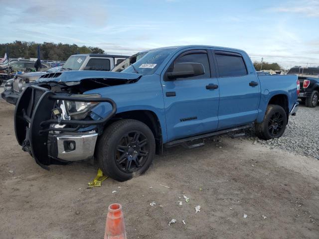 2019 TOYOTA TUNDRA CREWMAX SR5, null
