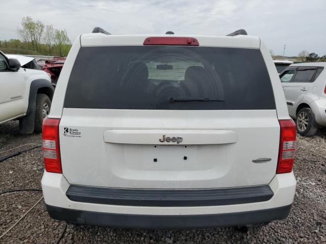 1C4NJPFA8GD754438 - 2016 JEEP PATRIOT LATITUDE WHITE photo 6