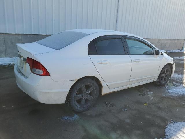 2HGFA1E68BH002816 - 2011 HONDA CIVIC LX-S 白色 照片 3